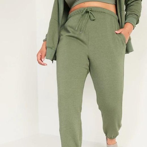 Old Navy Extra High-Waisted Cropped French-Terry Classic Jogger Sweatpants New - Picture 4 of 5